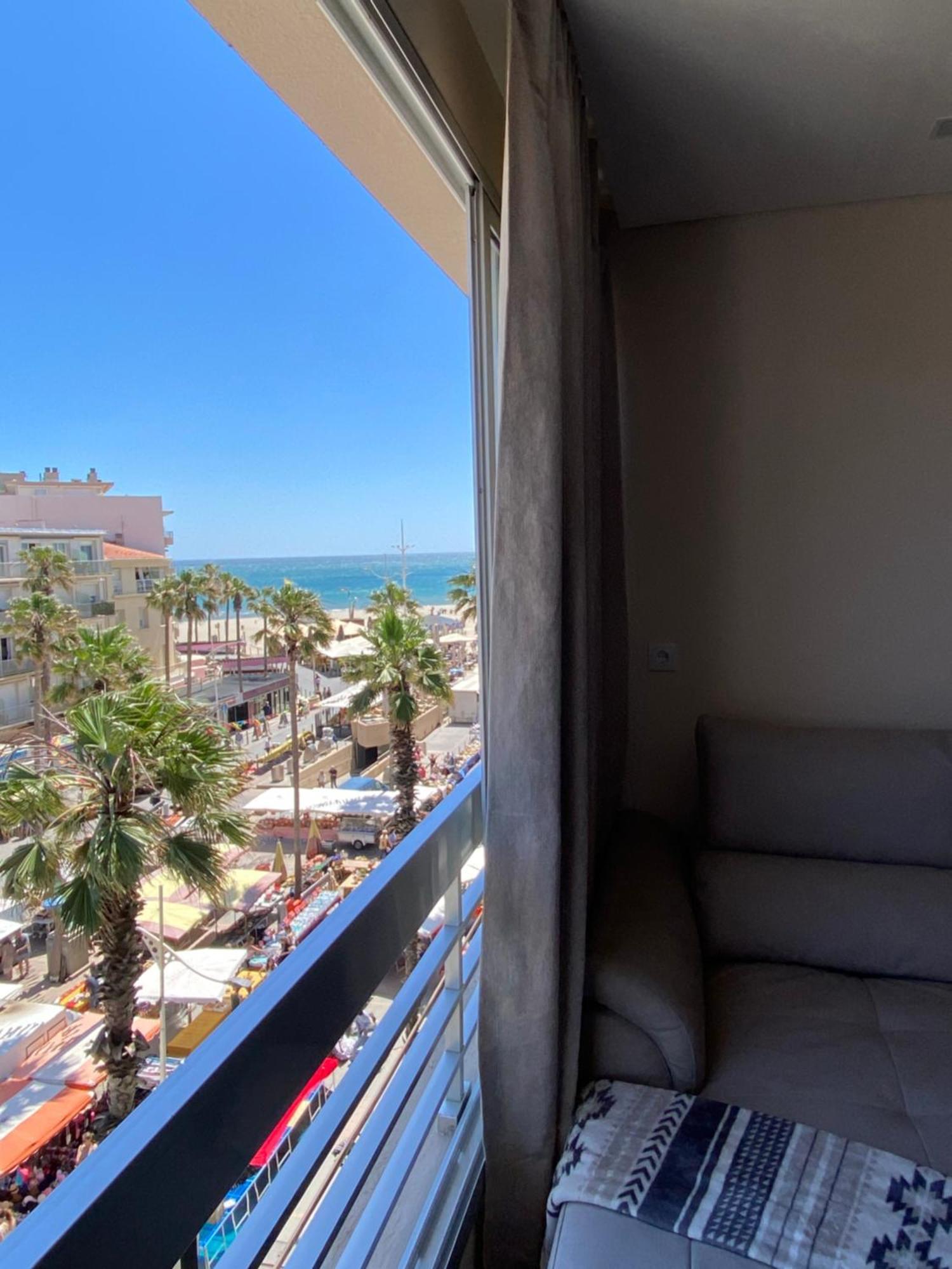 Appartement T2 Vue Sur Mer, Place Mediterranee Canet-en-Roussillon Exteriör bild